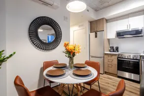 Cute 1BDR Apt Downtown- MTL Live Spot - Image 5