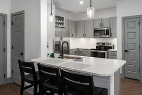 Grandview Getaway:Apartment with Amazing Amenities - Image 4