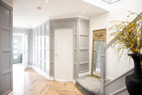 Super Luxury-Country -House-Bathroom in room-Vi - Image 3