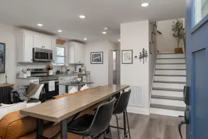 Ideal Location & Mountain Views: Chattanooga Home! - Image 5