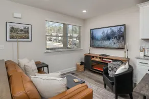 Ideal Location & Mountain Views: Chattanooga Home! - Image 4