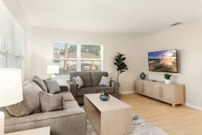 Spacious Duplex Zephyrhills #2 - Image 2
