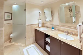 Modern Beachfront Condo with Pool - Sapphire 309 - Image 5