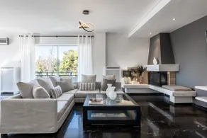Elegant & Roomy 3-Bedroom Apartment in the Heart of Glyfada - Image 3