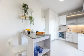 Elegant & Roomy 3-Bedroom Apartment in the Heart of Glyfada - Image 4