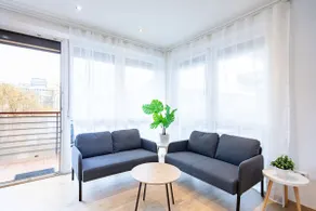 Balcony - Central - Spacious - Sunny - Image 2