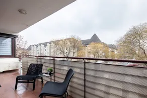 Balcony - Central - Spacious - Sunny - Image 3