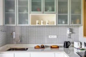 Mini Paradise Apartment by tisyastays - Image 3