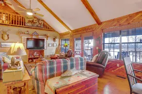 Deck & Fire Pit: Waterfront Cabin in Greers Ferry! - Image 4