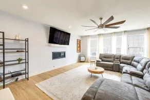 Carter House - Image 2