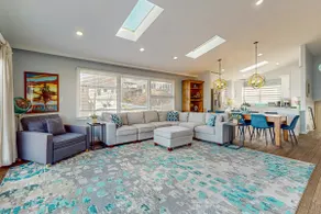 Lake Michigan Retreat with stunning views, hot tub - Image 2