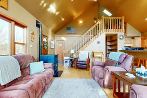 Golf View Oasis: Hot Tub, Sauna & Fire Pit - Image 2