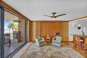 Remodeled 2BR w Direct Oceanfront Views - PM 301 - Image 2