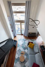 5BR Apart with Balcony | 170m2 | 16 guests | Metro - Image 4