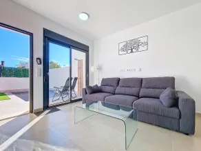 Villa with terrace, garden & private pool - Image 2
