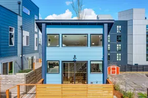 Echo Loft: A Modern Escape - Image 2
