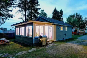 Taureau Lake, Cottage on campsite Spa Boat Beach - Image 3