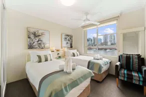 Harbourside 10 - Image 4