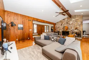 2027 OPEN! (3 Nt Min) Harbert Home With Private Hot Tub Steps To Beach! - Image 4