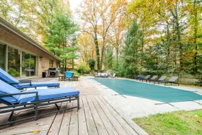 2027 OPEN! (3 Nt Min) Harbert Home With Private Hot Tub Steps To Beach! - Image 3