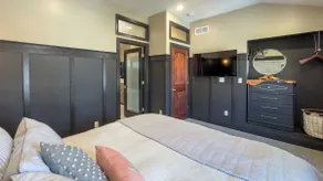 Luxury Home PIA Heights Spa Bath - Image 4