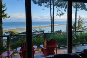 3 BR shorefront cabin on Dungeness Harbor - Image 3