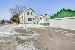 Boat Dock: Riverfront Oconto Home! - Image 3