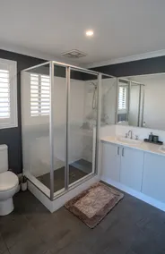 35 Hamptons Luxury Escape Family Home Sleeps9 - Image 5