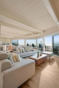Cliffside Oceanfront Gem - Stunning Views & Yard - Image 3