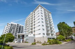 Central Kensington Apartments - Image 5