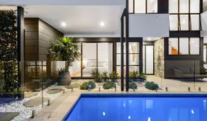 Solis - Luxury Casuarina House - Image 2