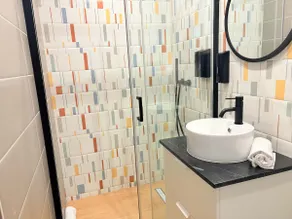 Moret Art Flats Trendy East Paris - Image 5