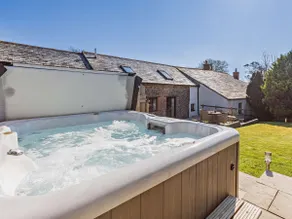 2 Bed in Holsworthy oc-00813 - Image 2