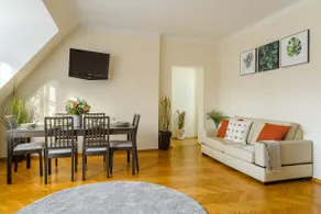 Lumina I 2-room Apartment with Balcony I near the Old Town - Image 2