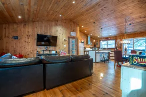 Le Shack Chic Chalet by Escapades Tremblant - Image 5