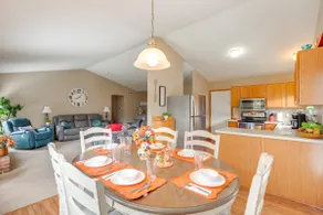 17 Mi to Columbus: Pickerington Home w/ Fire Pit! - Image 2
