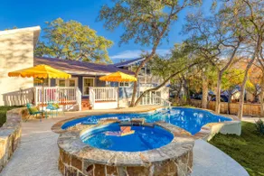 Sleeps 18 Basketball Court Heated Pool Games - Image 2