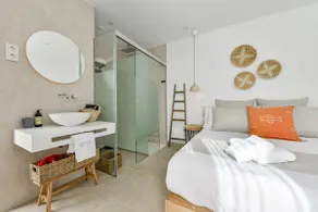 Business room with balconies - recommended for adults - Image 4