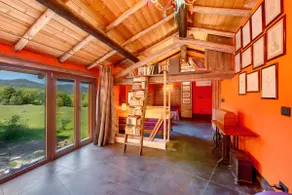Hunting Lodge - Image 3