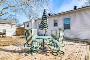 < 1 Mi to Route 66: Home w/ Large Yard! - Image 3