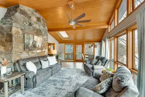 Hot Tub & Lakefront Deck: Cabin on Lake Lure - Image 4