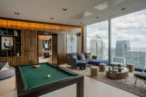 Luxury 1BR Penthouse Canary Wharf & Paranomic View - Image 3