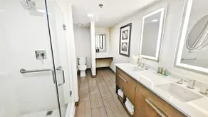 Cozy 1BR Oceanfront Getaway AC! - Image 5