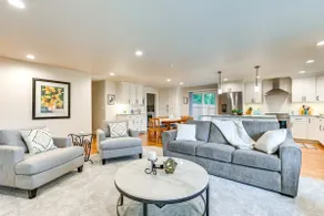 2 Mi to State Fair: Puyallup Home w/ Private Yard! - Image 5