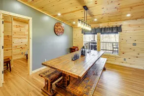 11 Mi to Marina on Lake Hamilton: Cabin Getaway - Image 5