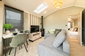 Luxury Glamping ”The Snug” - 1 Bedroom - Image 3
