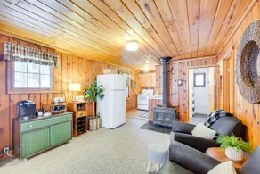 Charming Cabin on Grindstone Lake - Image 3
