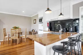 The Avenue at Montville Cottage - Image 2