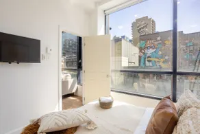 Elegant 1BDR Apt – Live the MTL Vibe on Bishop - Image 4