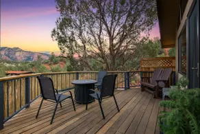 Hummingbird Zen Haven- With Red Rock Views - Image 5